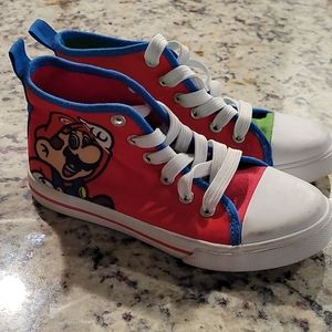 Kid's Mario and Luigi shoes - worn once